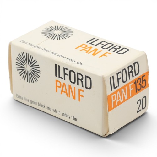 Ilford pan 135 schwarz - f,